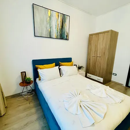 Metropole Square Apartment *
